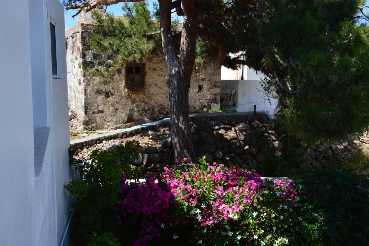 Cute Studio In Milos Tripití Kültér fotó
